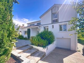  Maison à vendre 9 pièces 271 m²