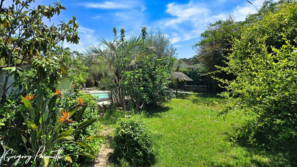  vendre  Maison Hyres (83400)