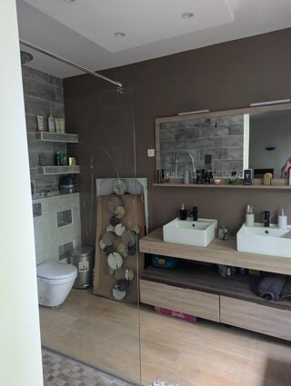  Maison � vendre 7 pi�ces 215 m�