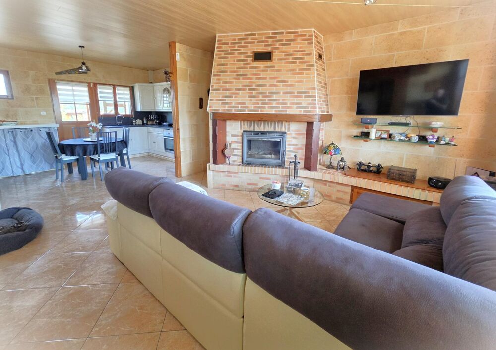 Maison t4 de 125m² avec grand jardin de 4934m²