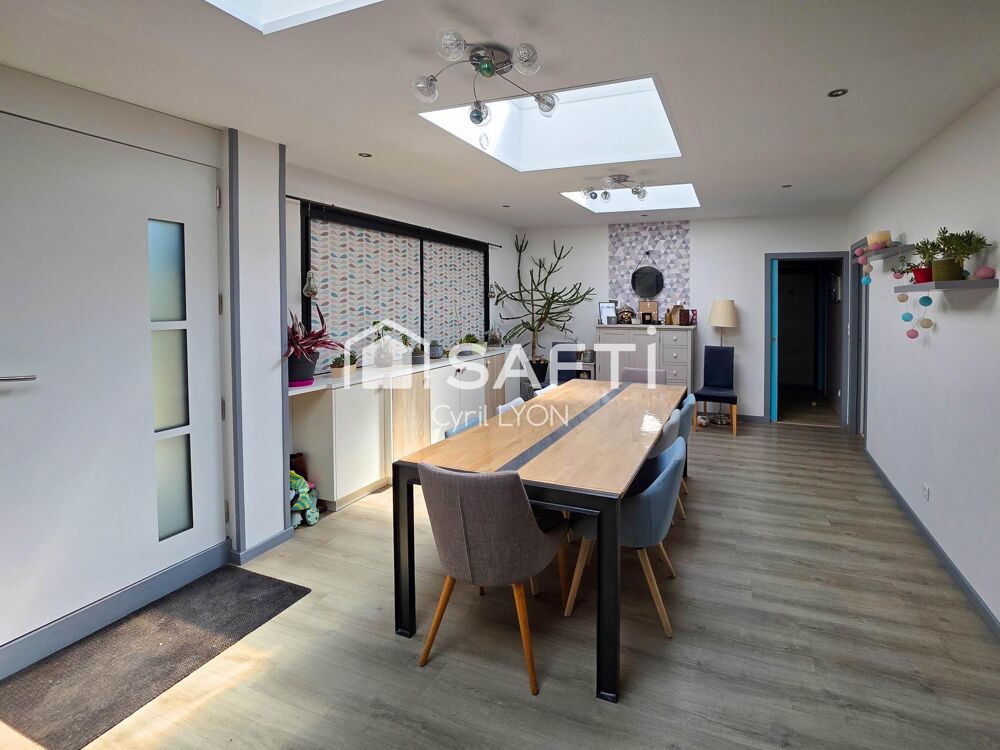 Vente Maison Charmante maison de 165 m² avec dépendances Gennes-val de loire