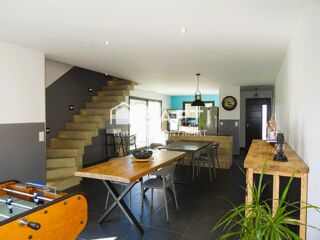  Maison  vendre 6 pices 161 m