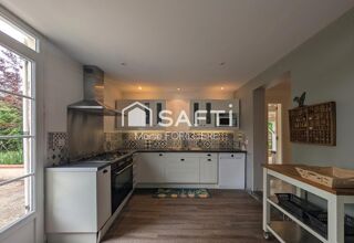  Maison à vendre 10 pièces 325 m²