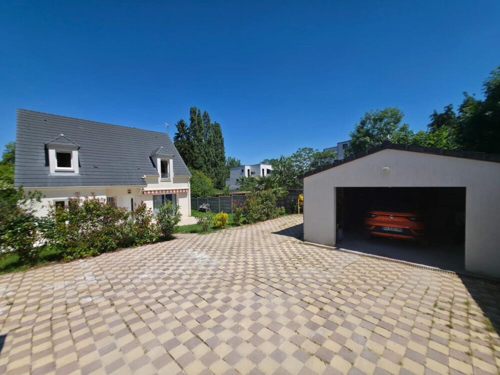 Maison de 2017, DPE C, 4 CH, piscine chauffée