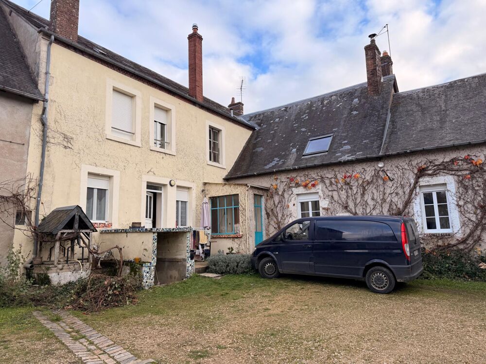 Vente Immeuble Ensemble immobilier proche de la place centrale d'Henrichemont Henrichemont