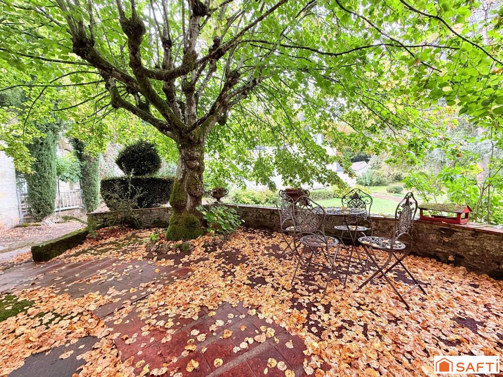 à vendre  Propriété/château La Chartre-sur-le-Loir (72340)