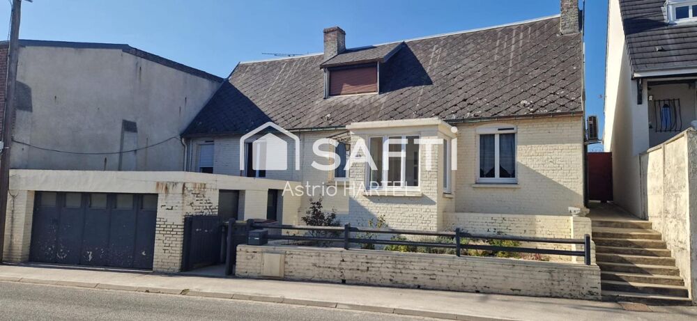 Belle Maison Semi-Mitoyenne de 210 m²
