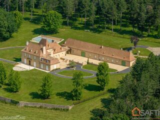  Propriété/château à vendre 11 pièces 454 m²