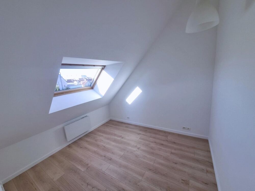 Vente Appartement Lorient – Appartement rénové sous les toits, cave Lorient