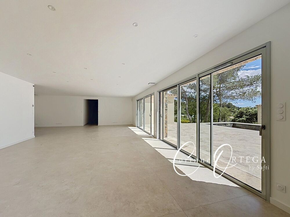 Villa contemporaine 4 chambres piscine et double garage