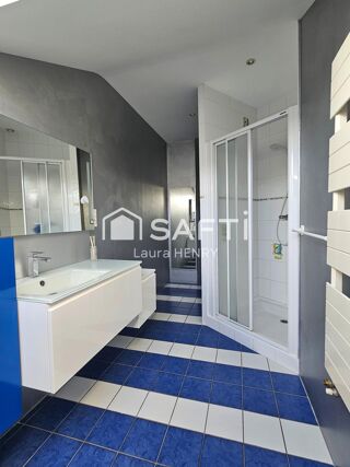  Maison � vendre 6 pi�ces 215 m�