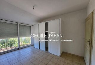  Immeuble à vendre 215 m²