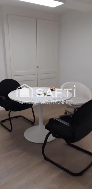  Immeuble � vendre 97 m�