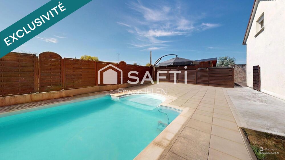 Vente Maison Maison, 200 m2,5 pièces,3 chambres, garage 3 places,piscinne,sur 822 m2 de terrain. Lure