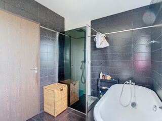  Appartement à vendre 6 pièces 138 m²