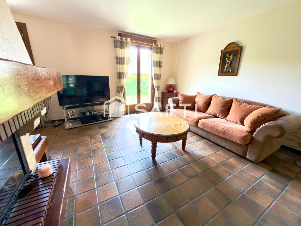 Vente Maison Venez vivre au rythme de la lumière et de la nature dans cette agréable maison à Mello, idéale pour toute la famille. Mello