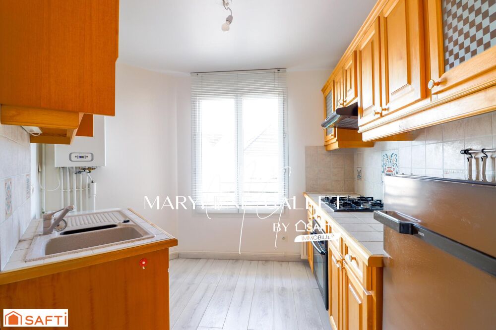 Vente Appartement T2 lumineux – dernier étage – gare RER A à 3 min – balcon + box Acheres
