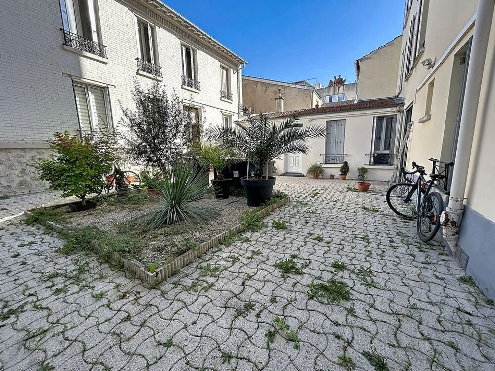 Vente Appartement Deux pièces sur cour au calme, presque comme une petite maison ! Montreuil
