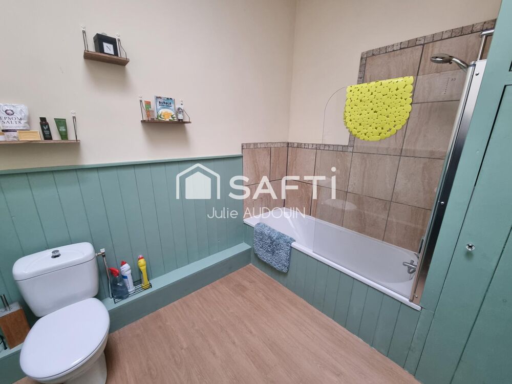 � vendre  Maison Chives (17510)