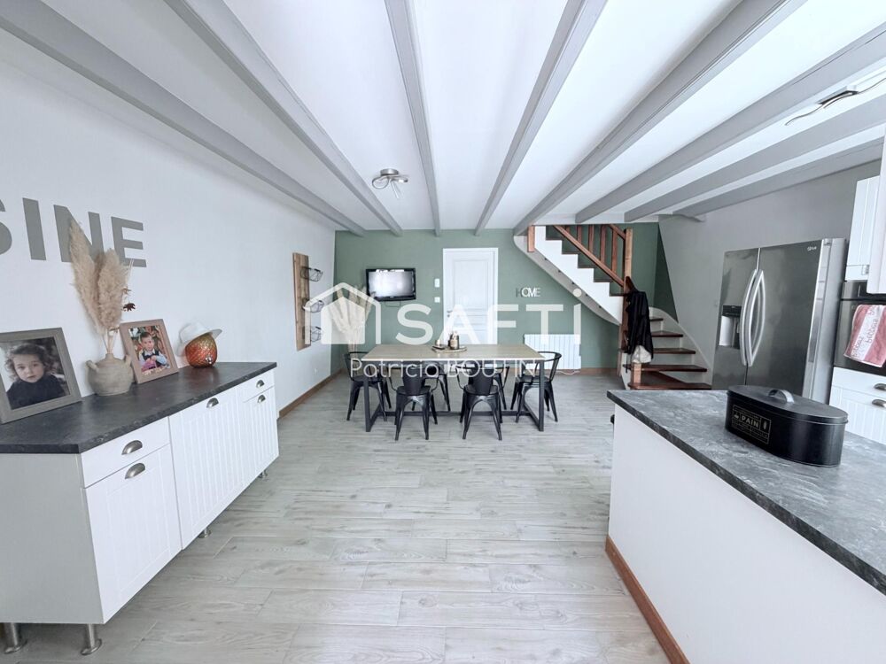 Vente Maison MAISON EN PIERRE 3 CHAMBRES + BUREAUX, DÉPENDANCES PISCINE ET JARDIN Saint-romans-les-melle