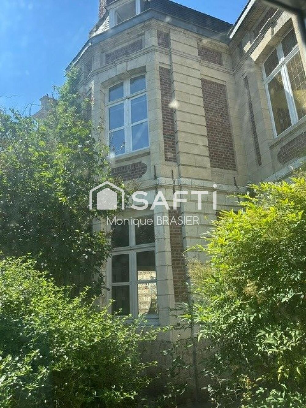 MAISON BOURGEOISE ET AUTHENTIQUE