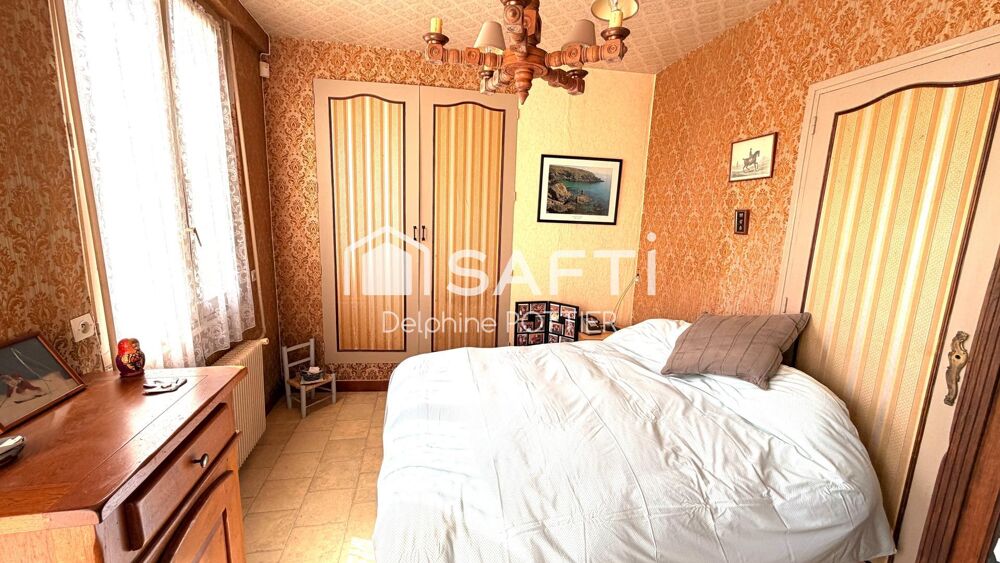 Vente Maison Ensemble immobilier à restaurer, possibilité de faire 4 logements et garages Crepy-en-valois