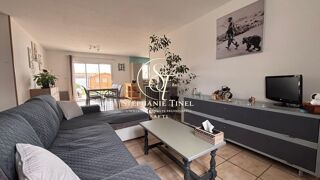 Vente Maison THAIRÉ – Maison de plain-pied de 100 m² avec 3 chambres, bureau et jardin sans vis-à-vis Thaire