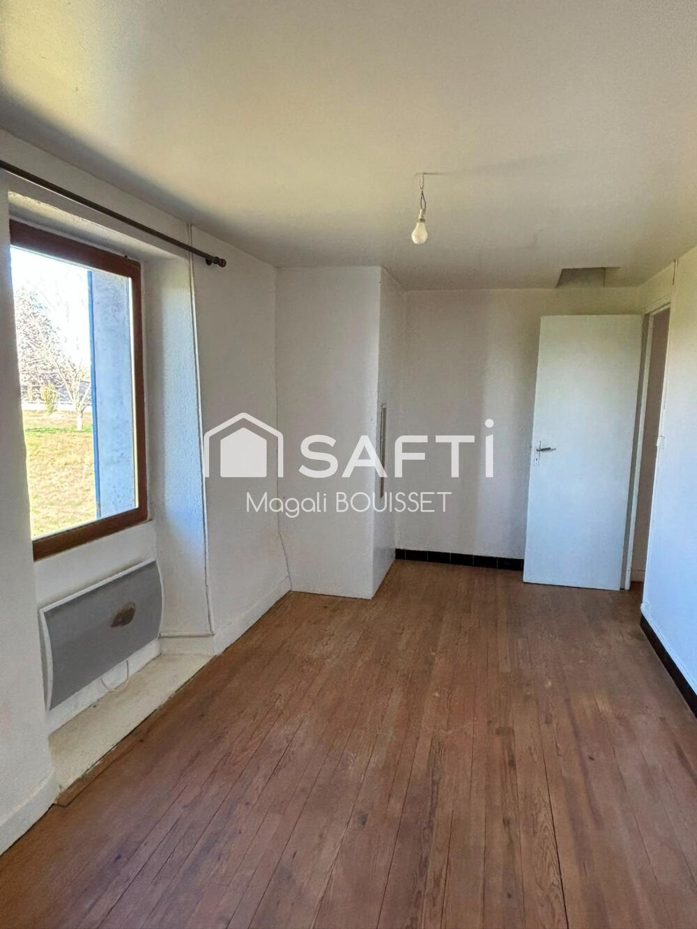Vente Maison Maison Commingeoise T4 environ 128m², dépendance, grange, hangar, jardin 5580m², vue sur le Cagire depuis l'extérieur. Ganties