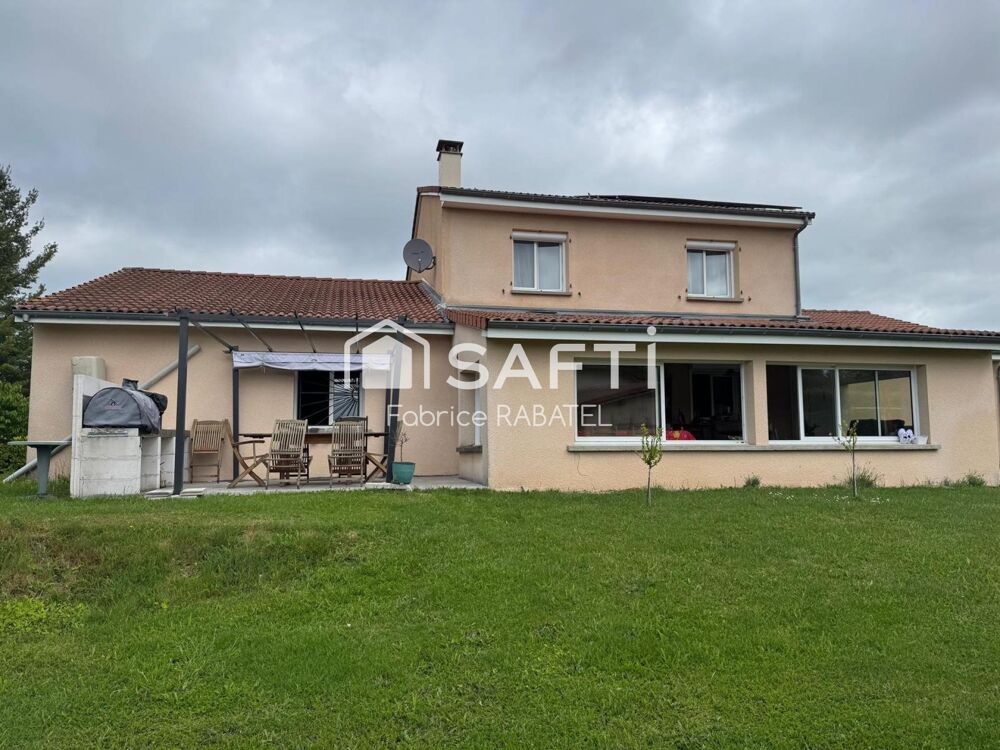 Vente Maison Maison 6 pièces 147 M2 construite en 2003. Les ancizes-comps