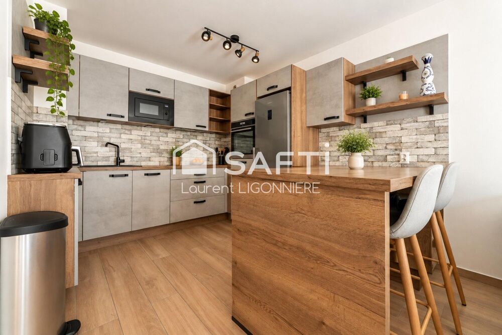 Duplex 3 chambres  balcon sud  4 stationnements