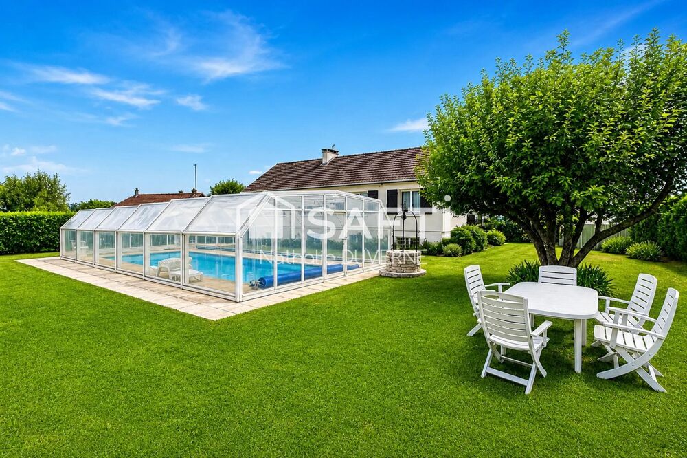 Vente Maison Maison 180 m2 - 5 chambres - s/sol - terrain 1018 m2 - piscine couverte - proche toutes commodités - RER Saint-cheron