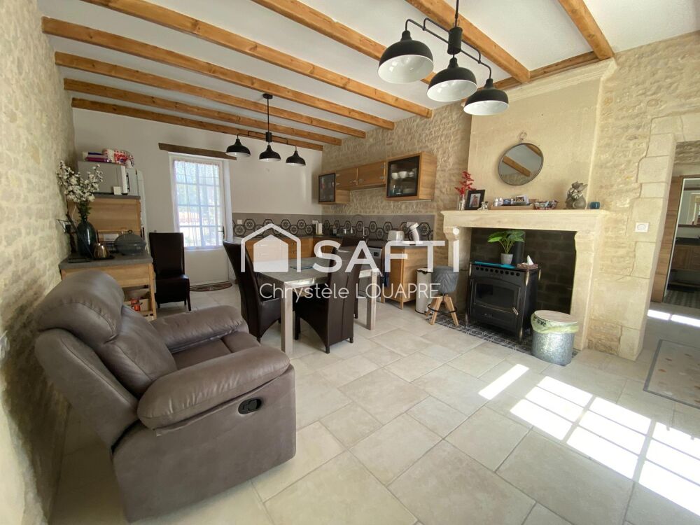 Vente Maison Maison charentaise 3 chambres avec une possible en RDC avec piscine et grand jardin Matha