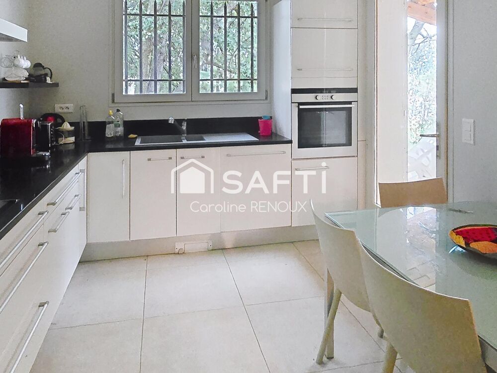 à vendre  Maison Cabrières-d'Avignon (84220)