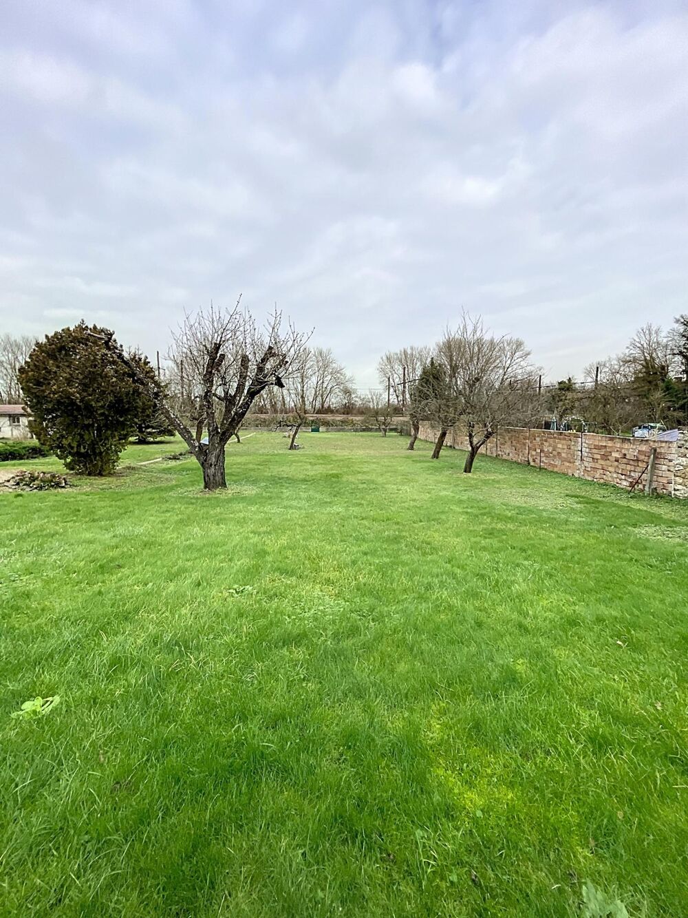 Vente Terrain Situé à Champigny (89340) Champigny