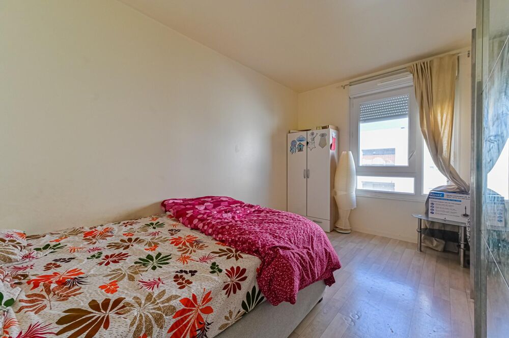 Vente Appartement A  12 Minutes de la Gare RER D Vert de Maisons et de la futur ligne 15 métro Alfortville
