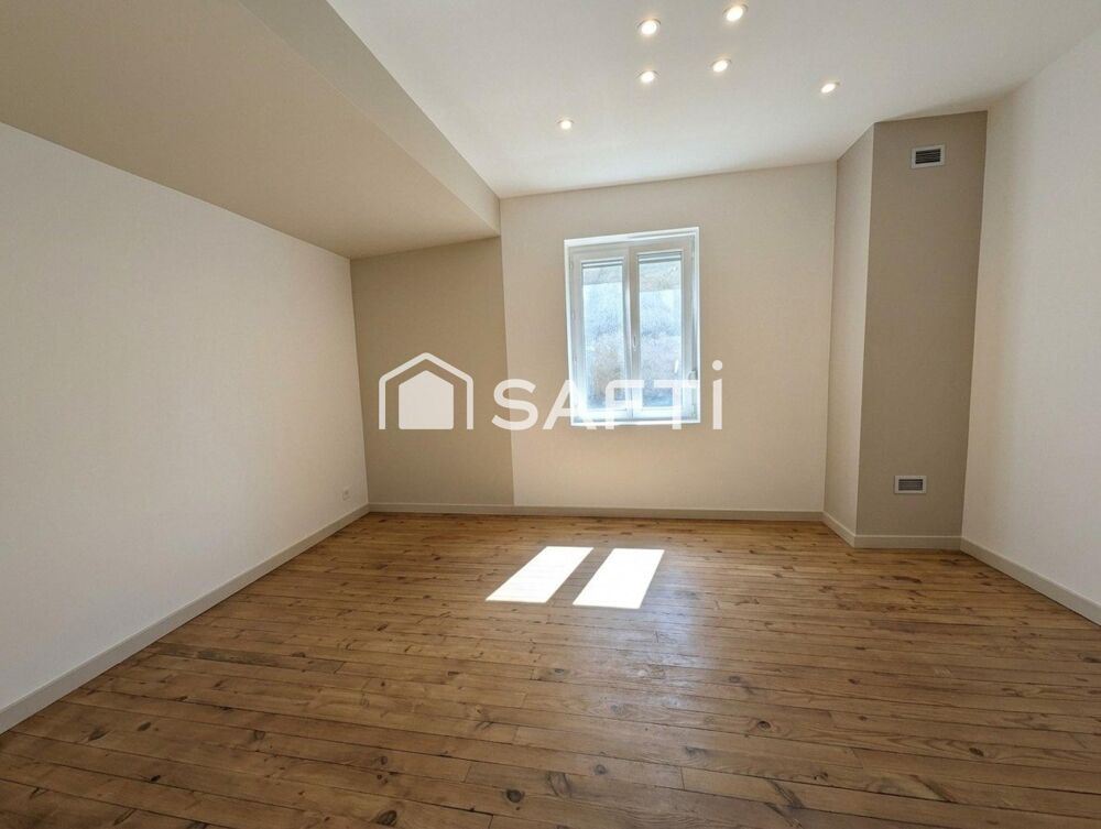 Vente Maison Maison 166m² sur terrain d'environ 524m² Vy-les-lure
