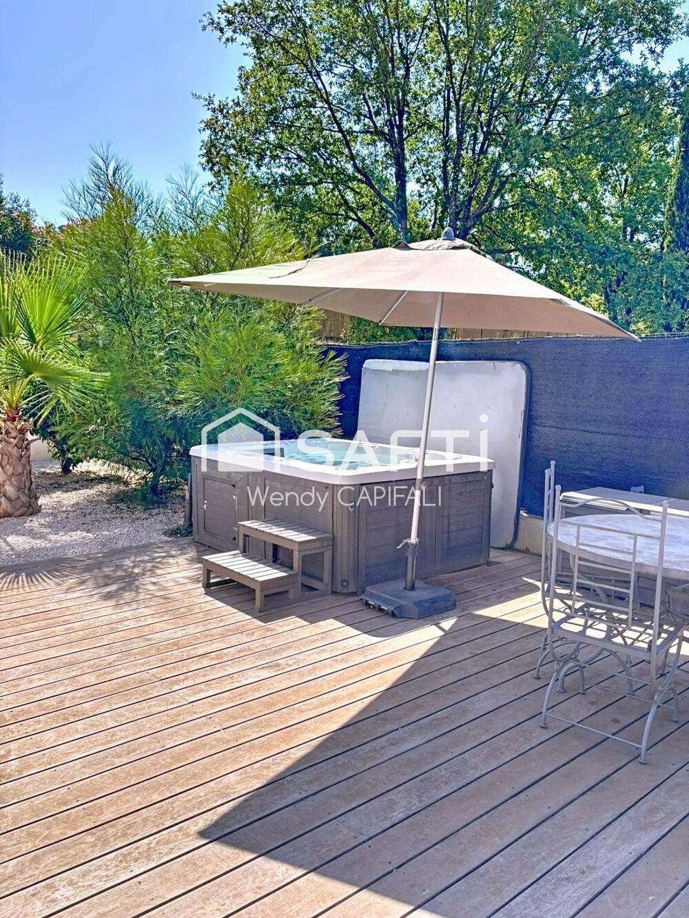  vendre  Maison Hyres (83400)