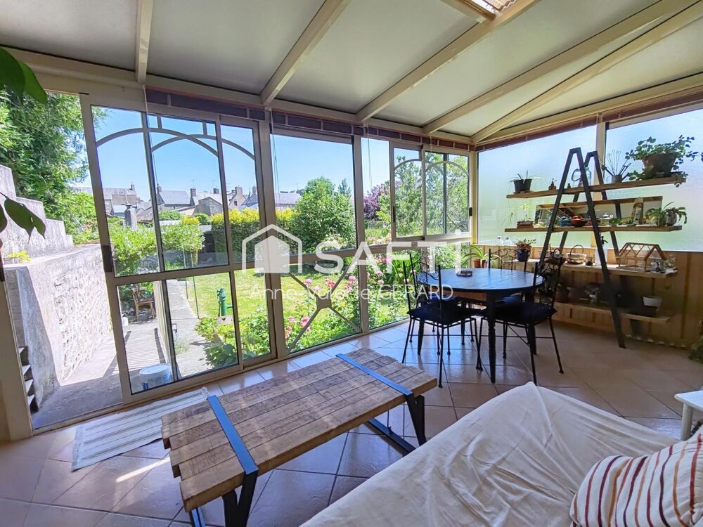 Belle maison de bourg avec studio et jardin