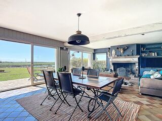  Maison à vendre 8 pièces 266 m²