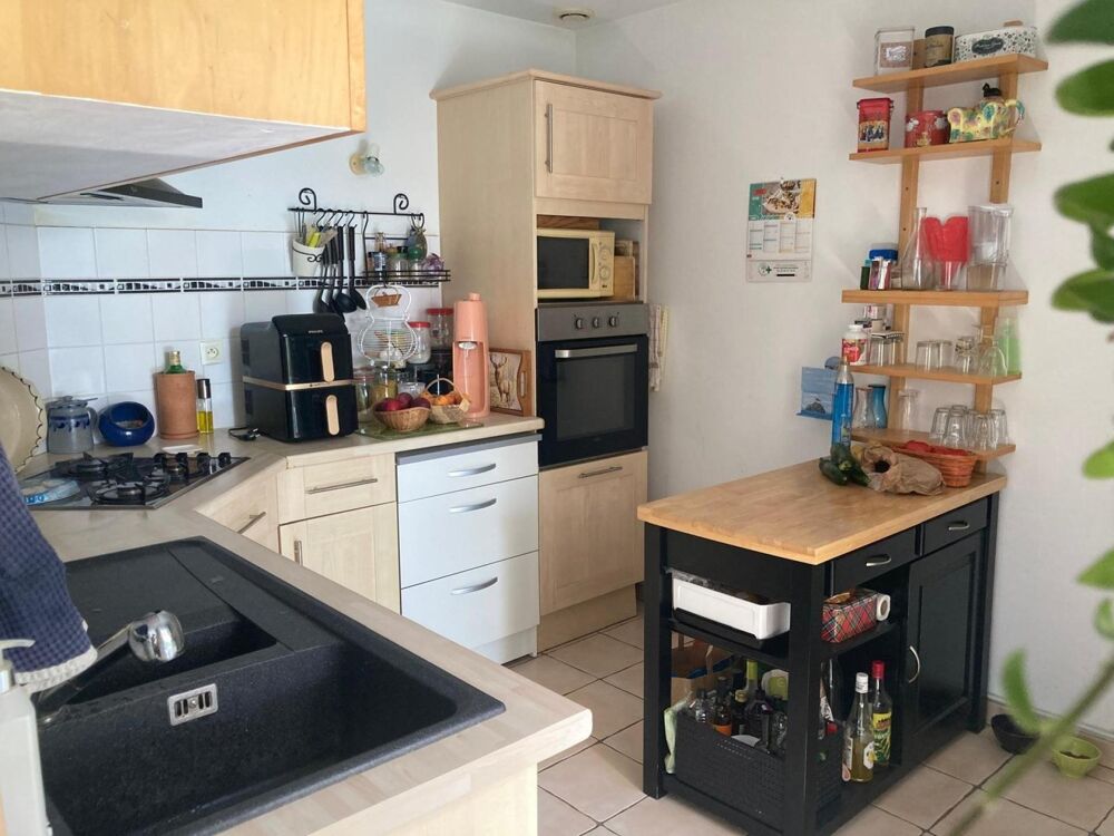 Ensemble immobilier maison / appartement T2 / studio T1 bis de 210 m² de plain pied