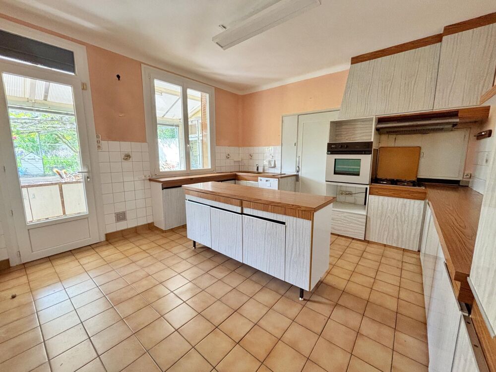 Vente Maison Maison familiale à rénover avec jardin et garage Nantes