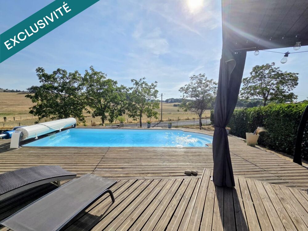 Jolie maison récente avec vue dégagée d'environ 131 m² avec piscine et grand jardin au calme