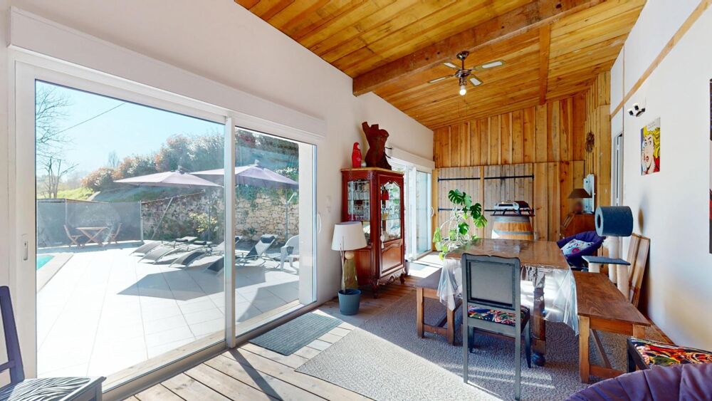 cette maison confidentiel à beaucoup de charme