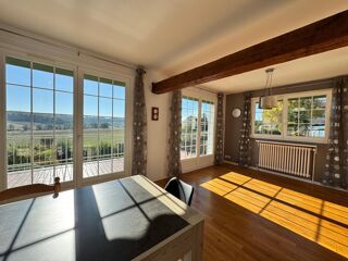 Vente Maison Maison T5 avec piscine aux portes de Besançon Chemaudin