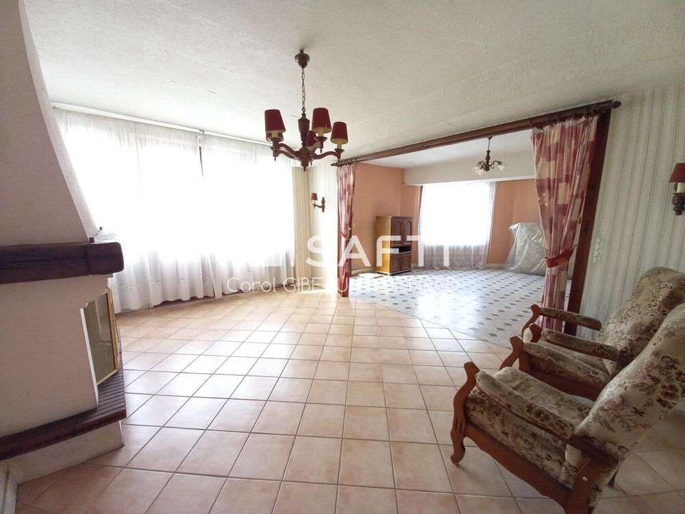 Maison de ville de 113m² en centre ville, mitoyenne, 3 chambres