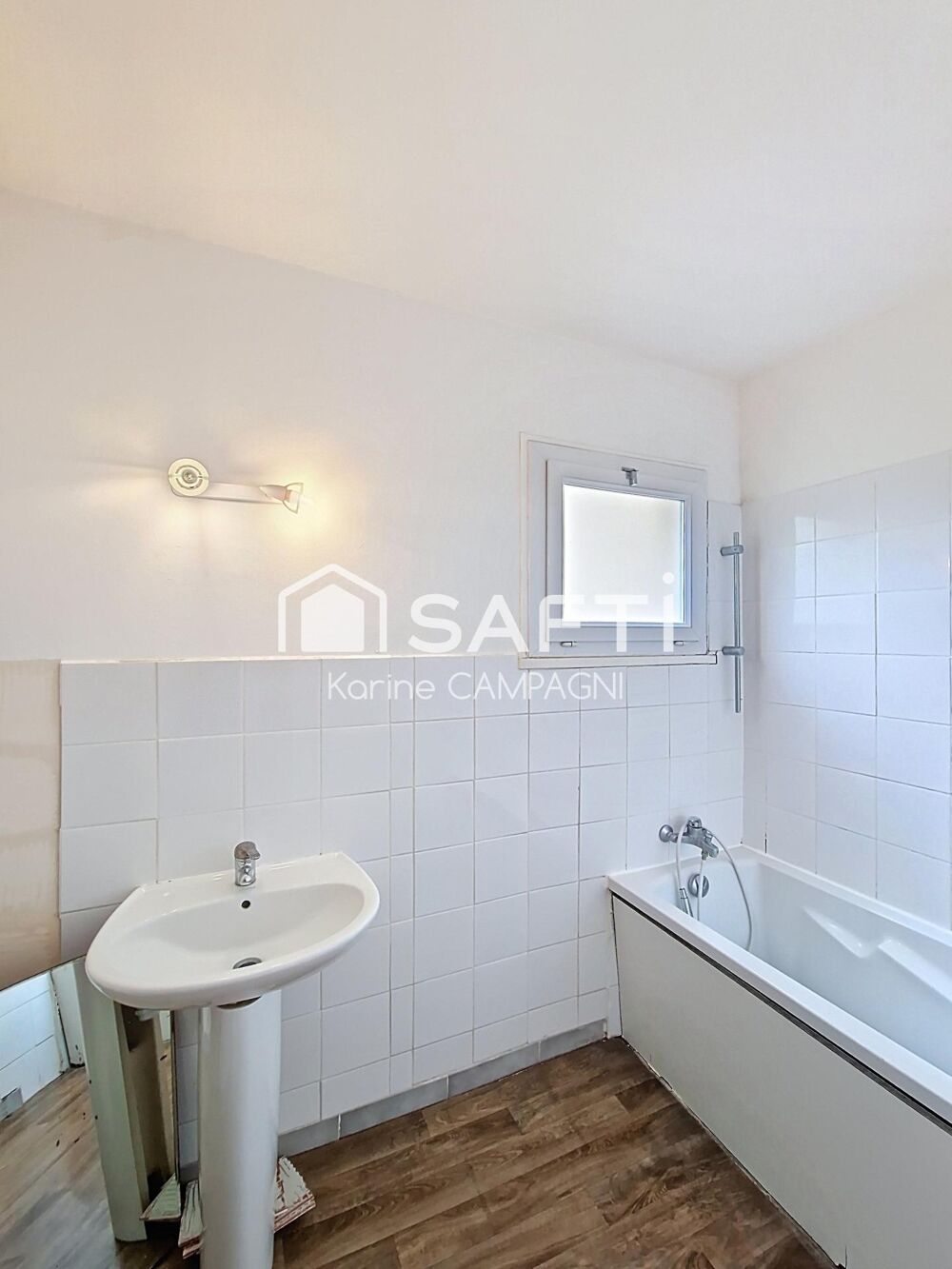 Vente Appartement Appartement T5  à deux pas du centre de L'Isle-sur-la-Sorgue L' isle-sur-la-sorgue