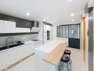  Maison � vendre 10 pi�ces 340 m�