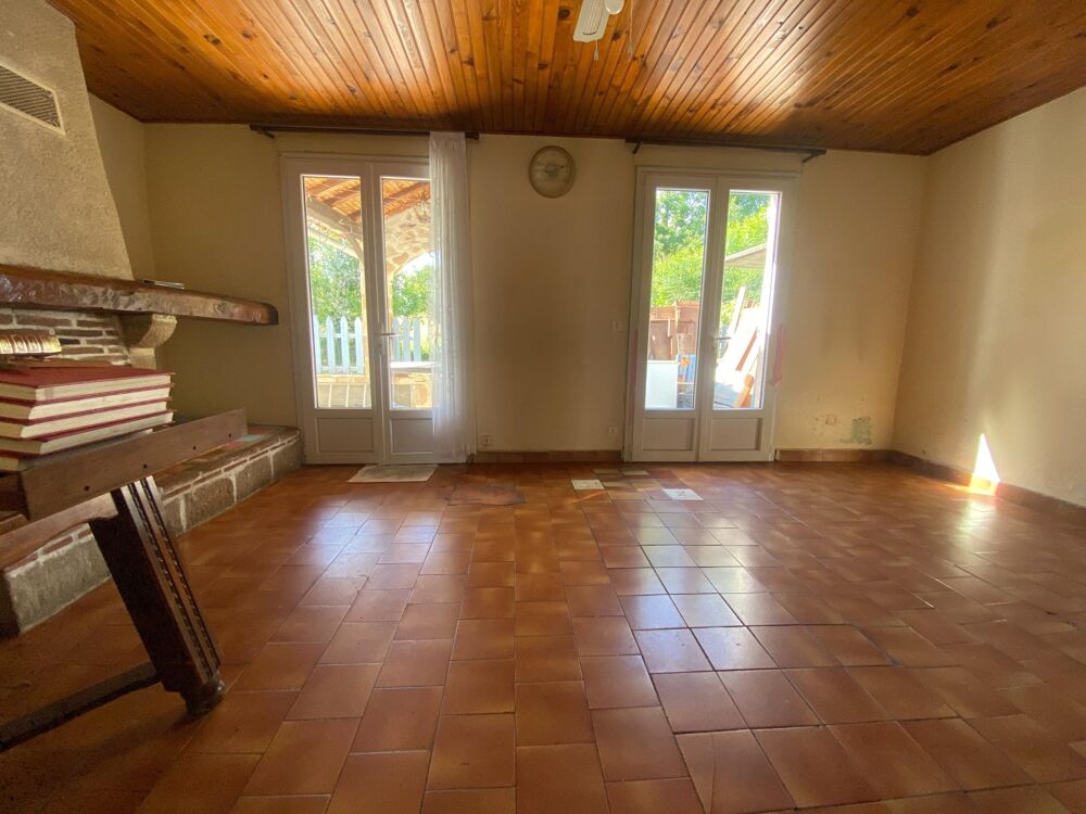 Vente Maison Maison Lumineuse, belle terrasse côté jardin et exposé sud. Bagnac-sur-cele