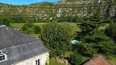   Grande maison ancienne au calme Maison - 7 pièce(s) - 213 m²