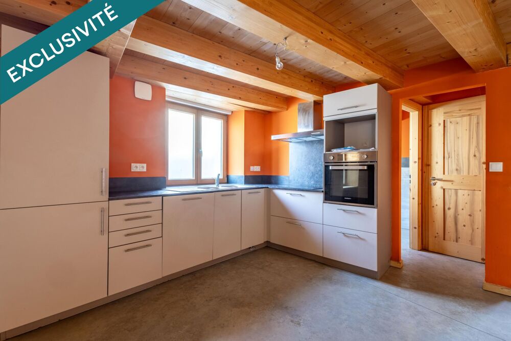 Vente Appartement Appartement Type 4, rénové, garage, Ornans, 102m² Ornans